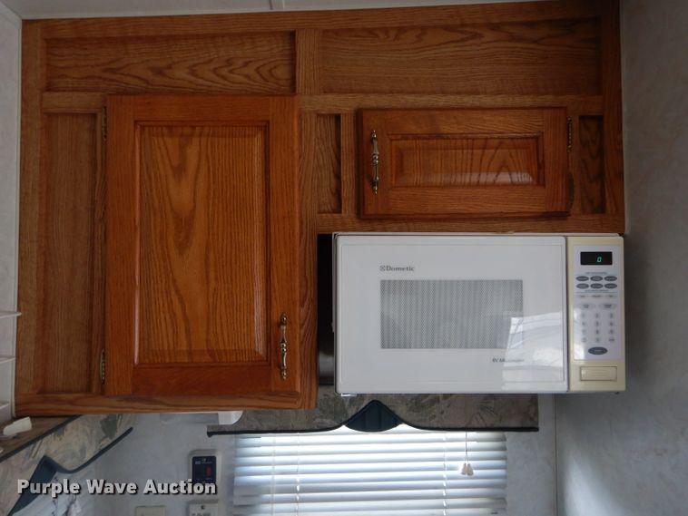 image for item DH2663 1998 KIT Mfg Patio toy hauler camper