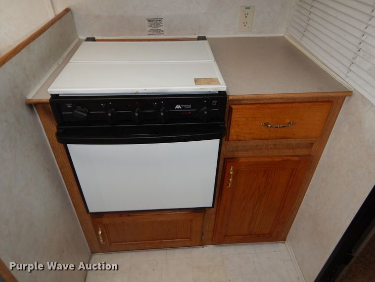 image for item DH2663 1998 KIT Mfg Patio toy hauler camper