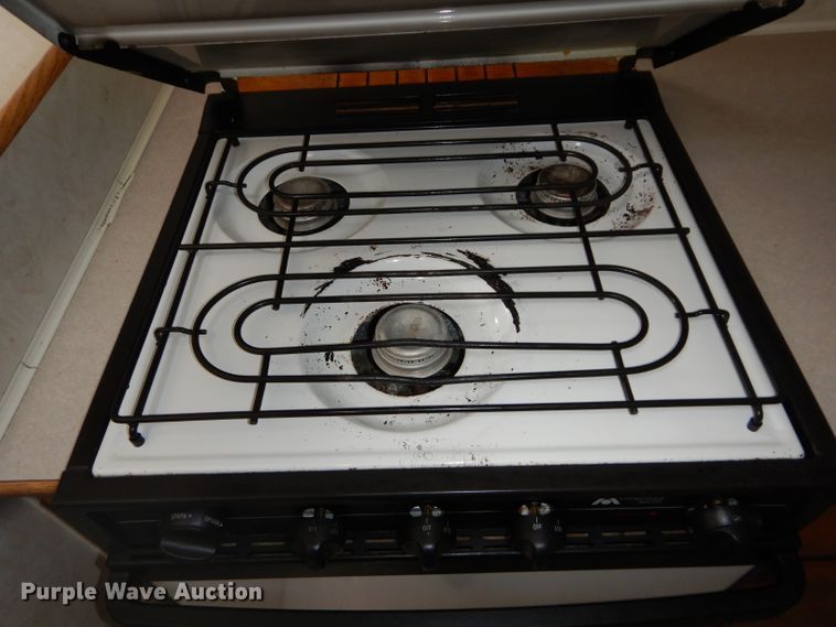 image for item DH2663 1998 KIT Mfg Patio toy hauler camper