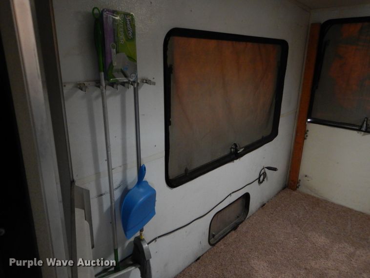 image for item DH2663 1998 KIT Mfg Patio toy hauler camper