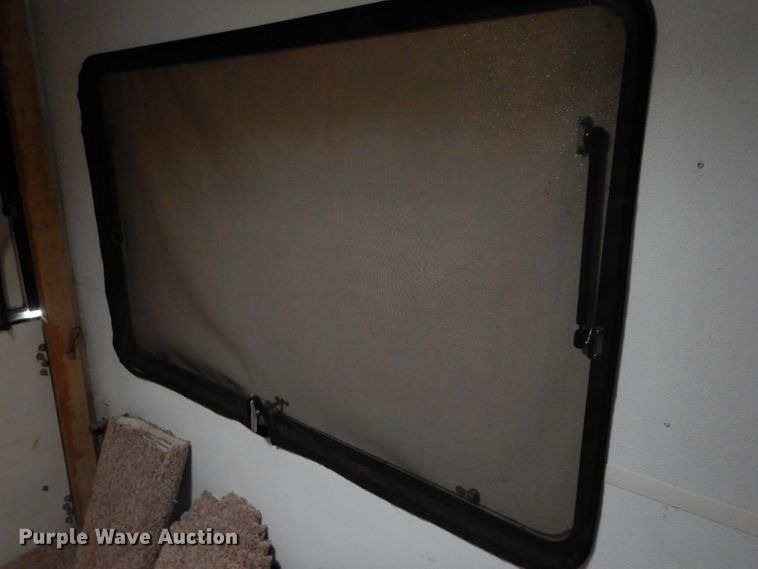 image for item DH2663 1998 KIT Mfg Patio toy hauler camper