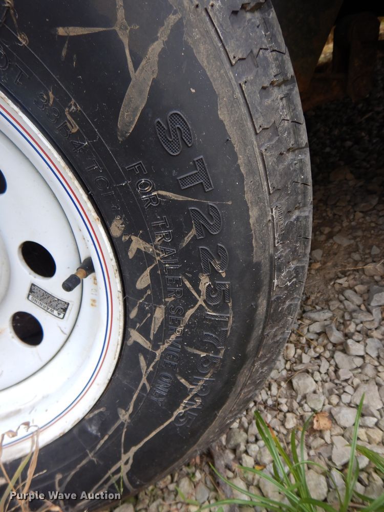 image for item DH2663 1998 KIT Mfg Patio toy hauler camper