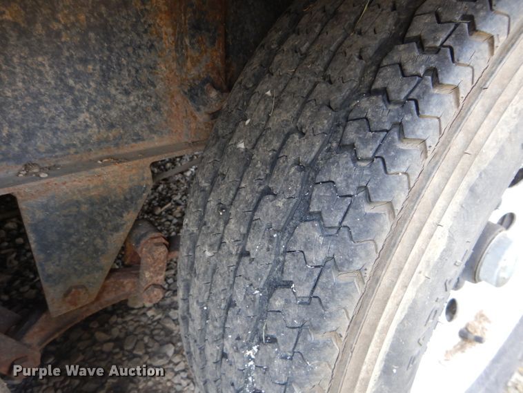 image for item DH2663 1998 KIT Mfg Patio toy hauler camper