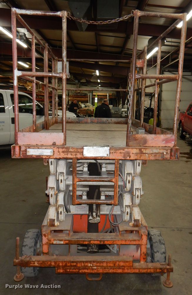 image for item DH2708 Hunterlift 2152 scissor lift