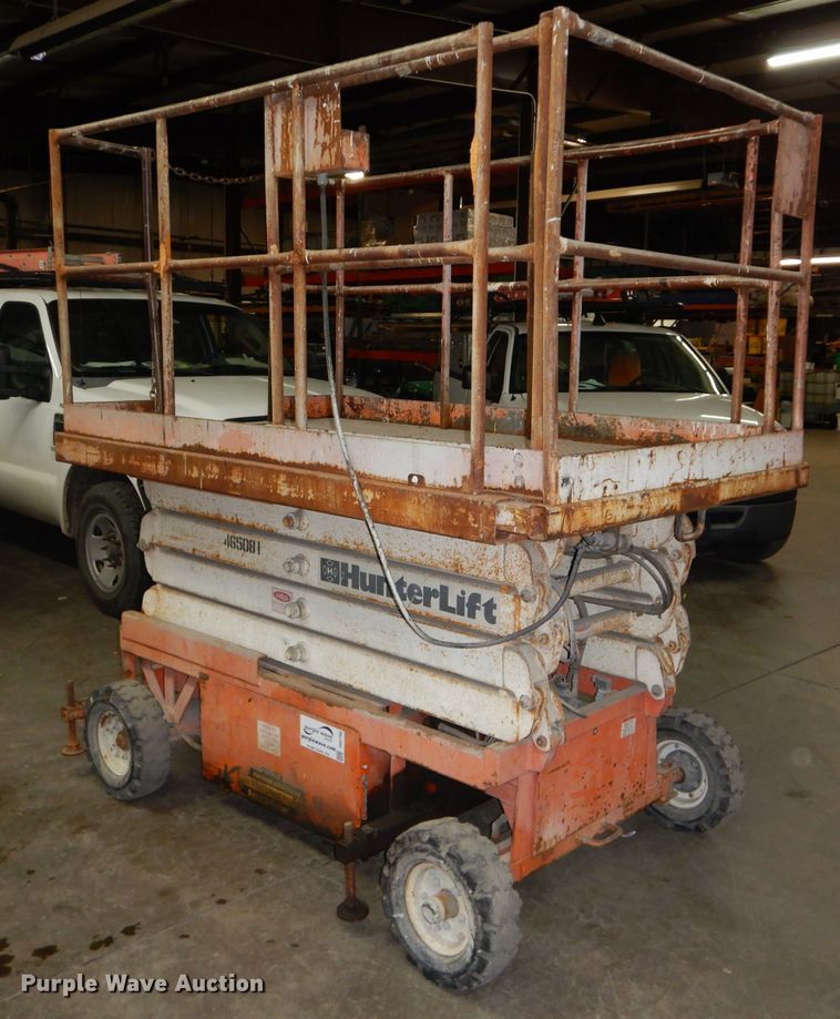 image for item DH2708 Hunterlift 2152 scissor lift