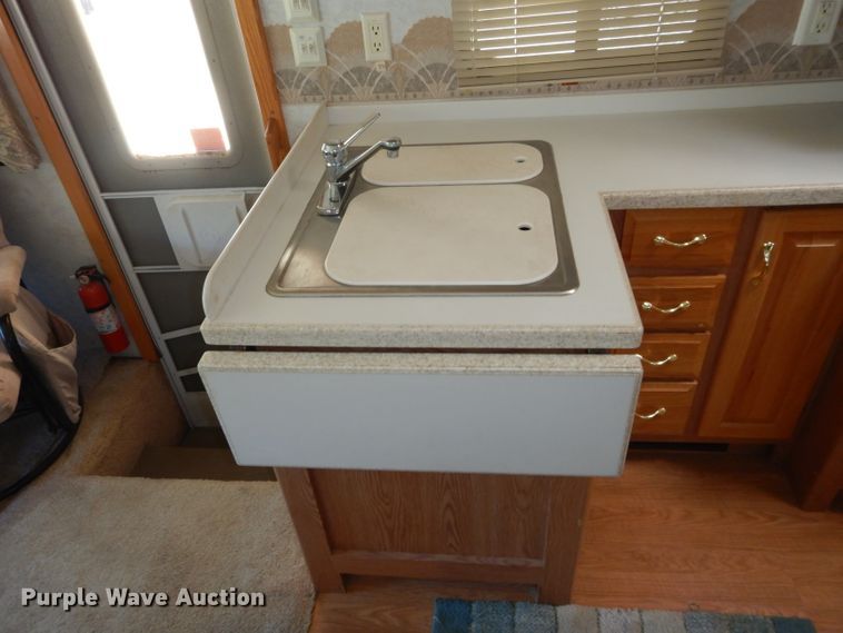 image for item DH3625 1999 Newman Dutch Star RV