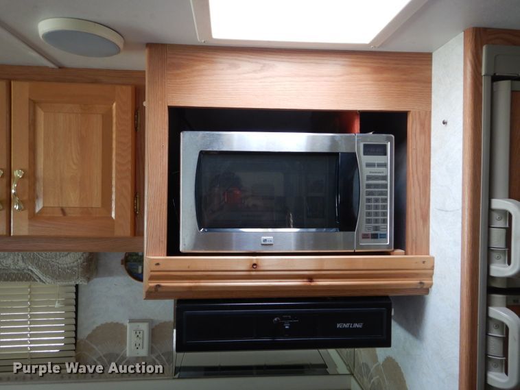 image for item DH3625 1999 Newman Dutch Star RV