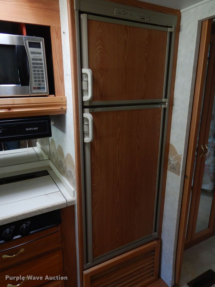 image for item DH3625 1999 Newman Dutch Star RV