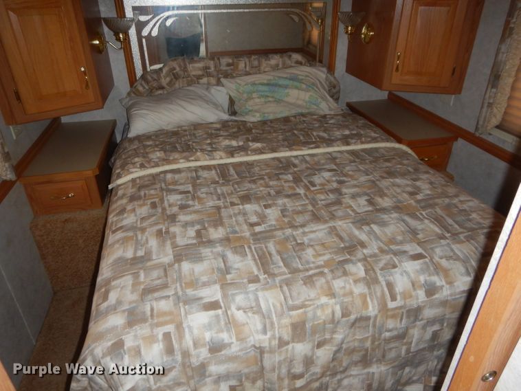 image for item DH3625 1999 Newman Dutch Star RV