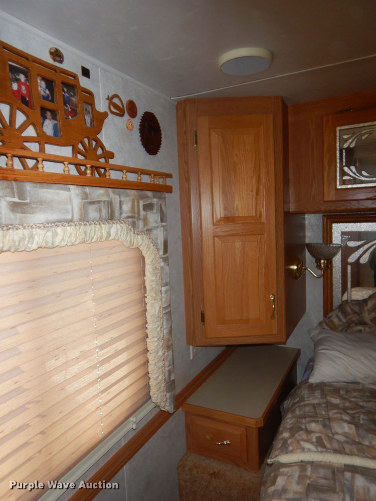 image for item DH3625 1999 Newman Dutch Star RV