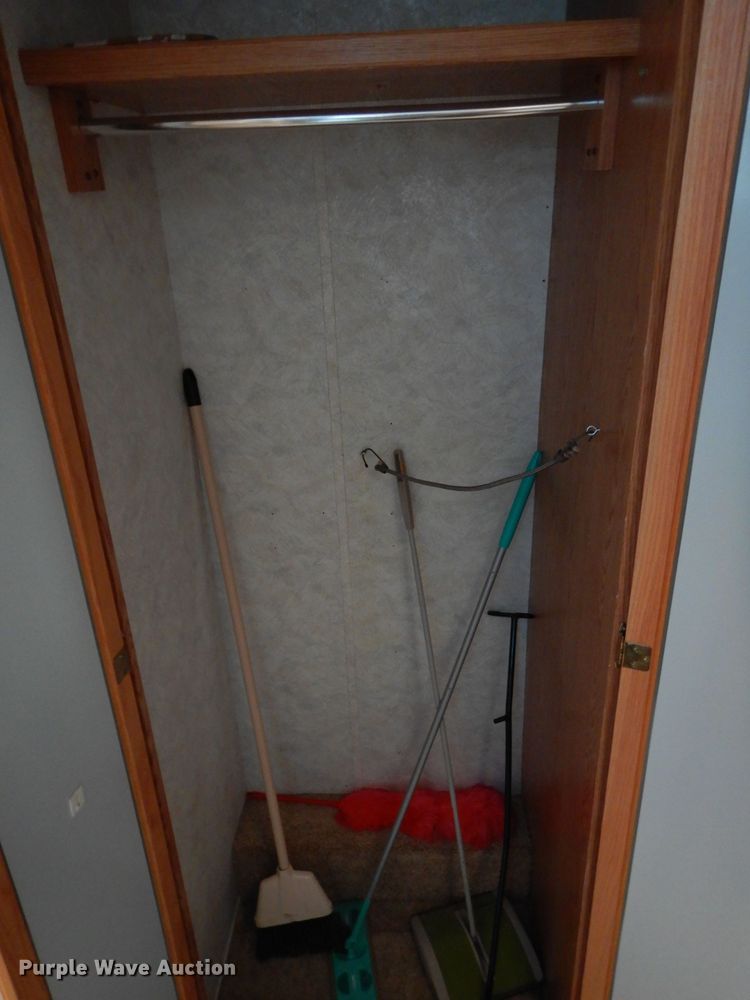 image for item DH3625 1999 Newman Dutch Star RV