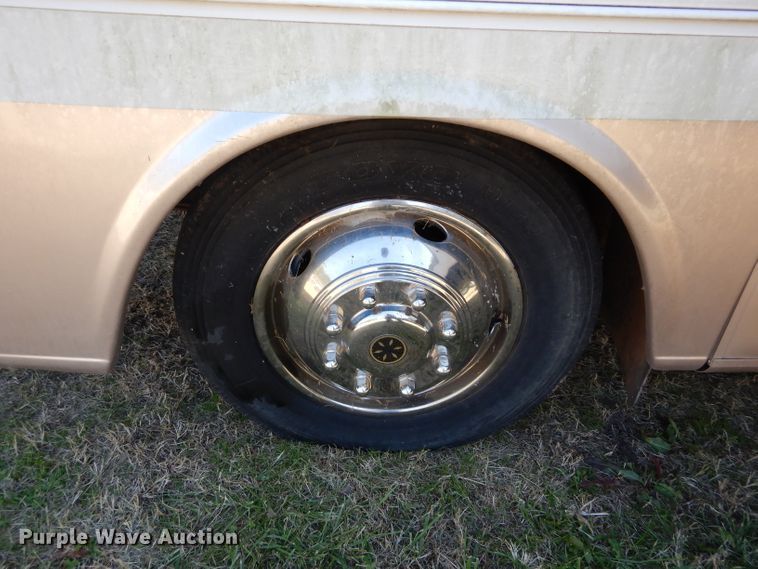 image for item DH3625 1999 Newman Dutch Star RV