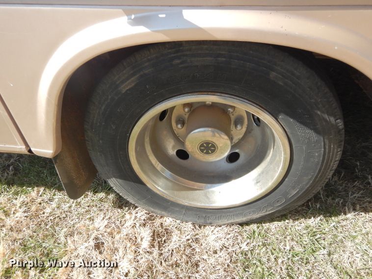 image for item DH3625 1999 Newman Dutch Star RV