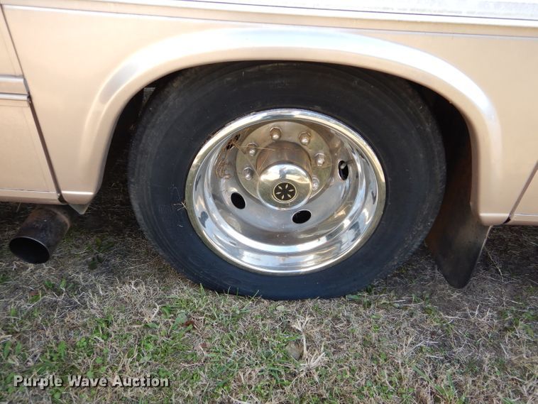 image for item DH3625 1999 Newman Dutch Star RV