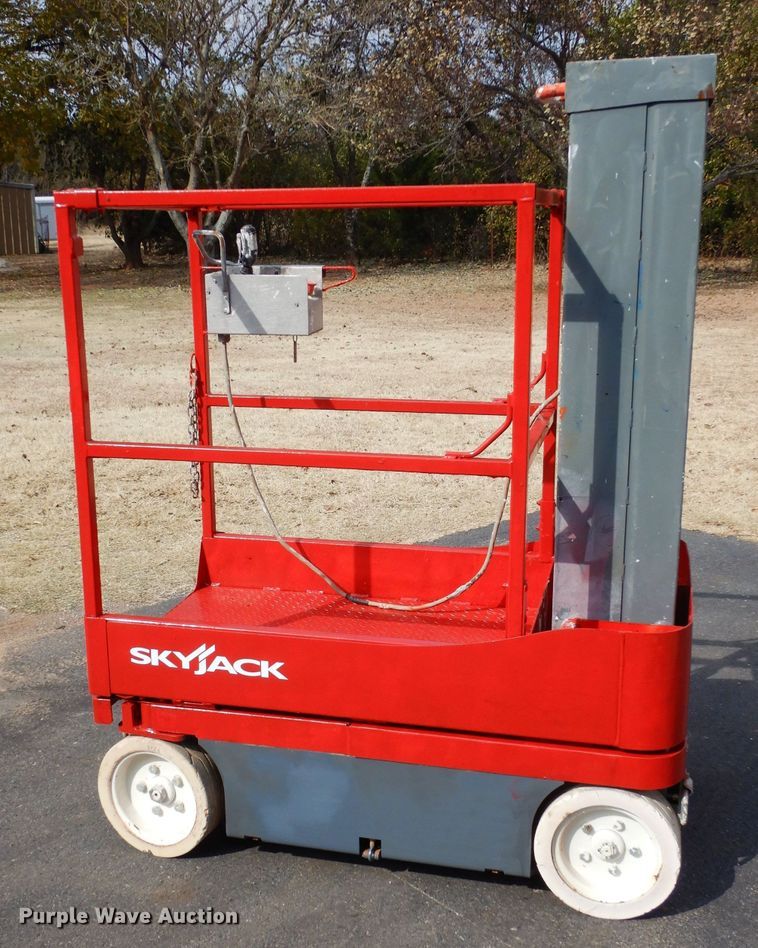image for item DH3636 Skyjack SJ2 vertical lift