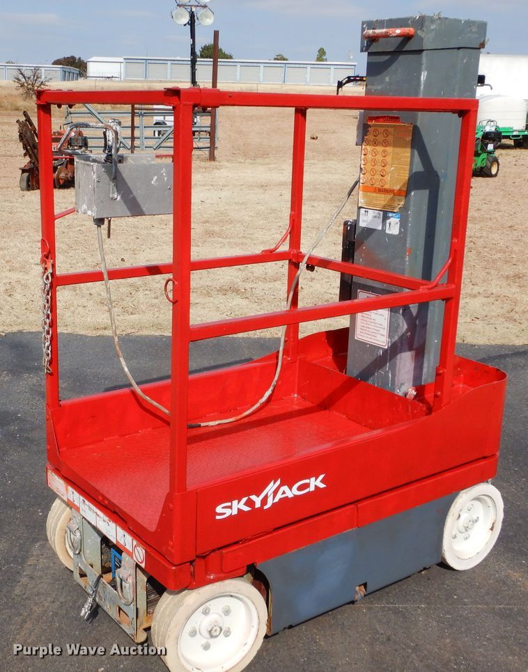 image for item DH3636 Skyjack SJ2 vertical lift