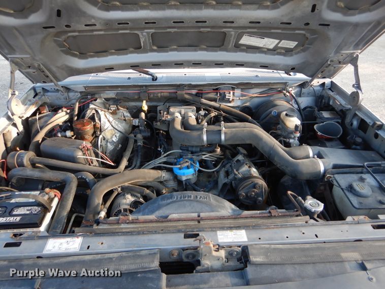 image for item DH6237 1996 Ford F350 XL utility bed pickup truck