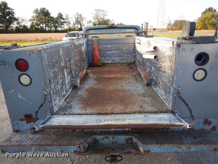 image for item DH6237 1996 Ford F350 XL utility bed pickup truck