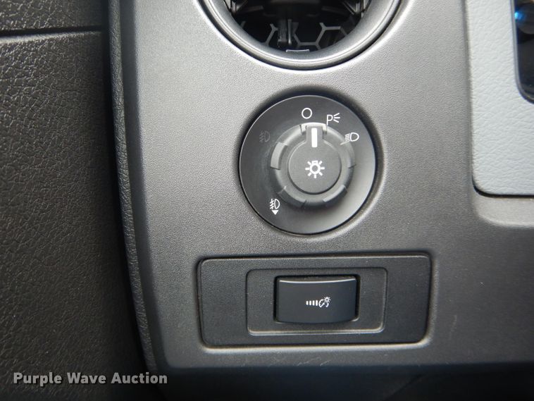 image for item DH6754 2013 Ford F150 XL pickup truck