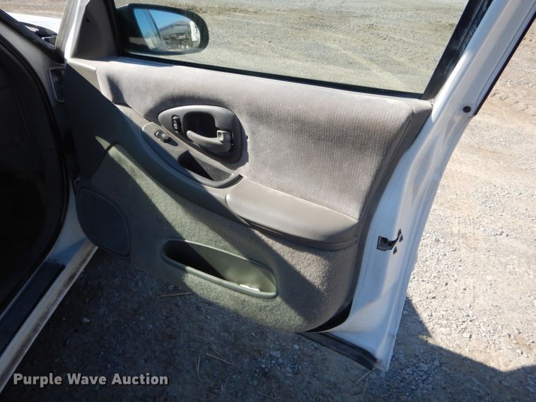 image for item DH6778 2000 Chevrolet Lumina