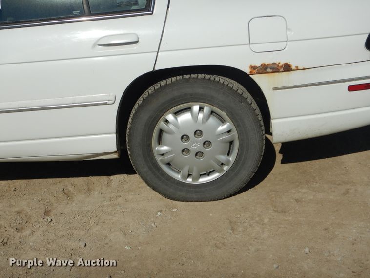 image for item DH6778 2000 Chevrolet Lumina