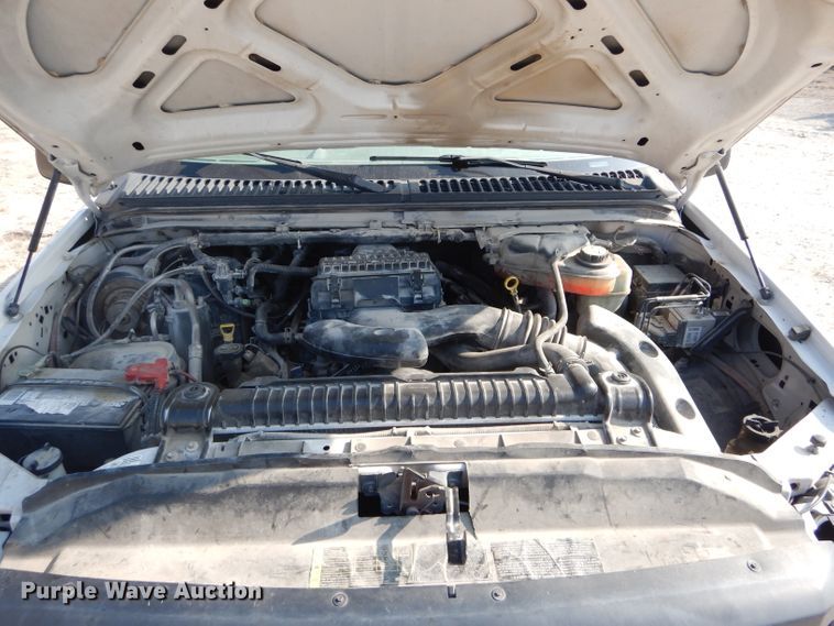 image for item DH6787 2006 Ford F250 Super Duty XL pickup truck