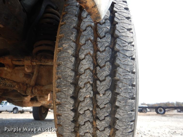 image for item DH6787 2006 Ford F250 Super Duty XL pickup truck