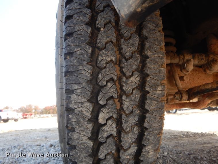 image for item DH6787 2006 Ford F250 Super Duty XL pickup truck