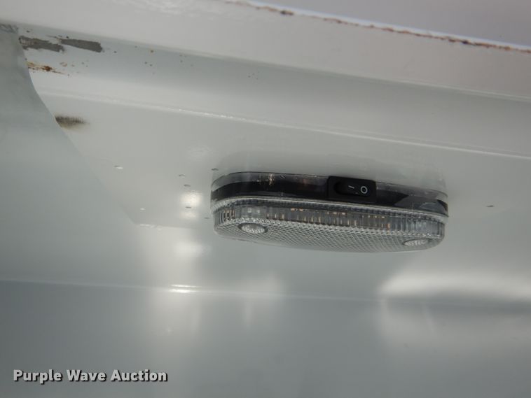 image for item DH6788 Reading CA082SCA313140 utility bed