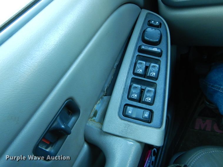 image for item DH6821 2005 Chevrolet Tahoe SUV