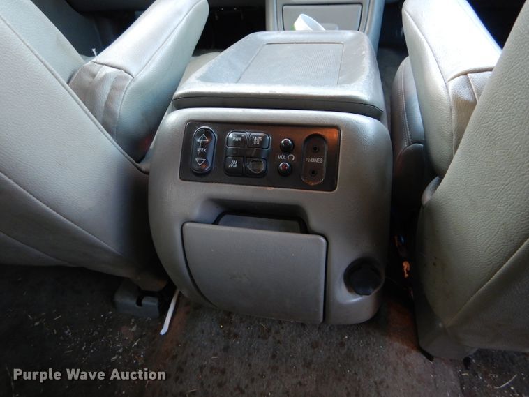 image for item DH6821 2005 Chevrolet Tahoe SUV