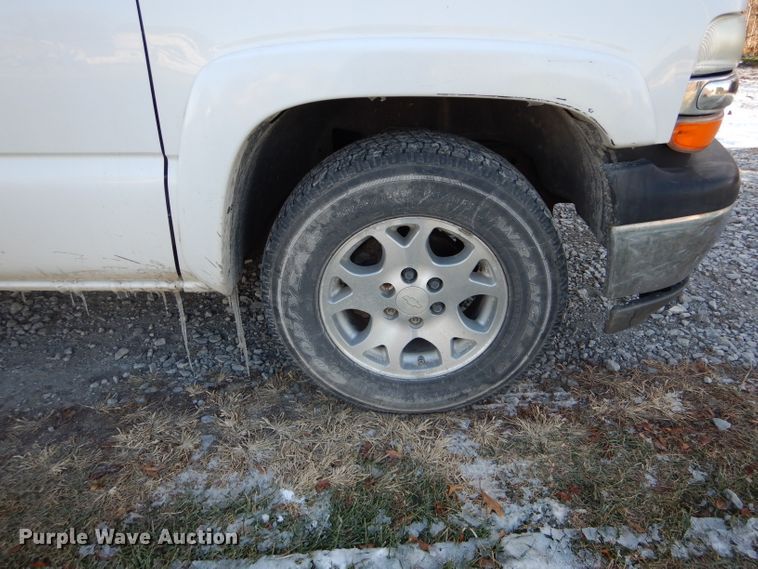 image for item DH6821 2005 Chevrolet Tahoe SUV