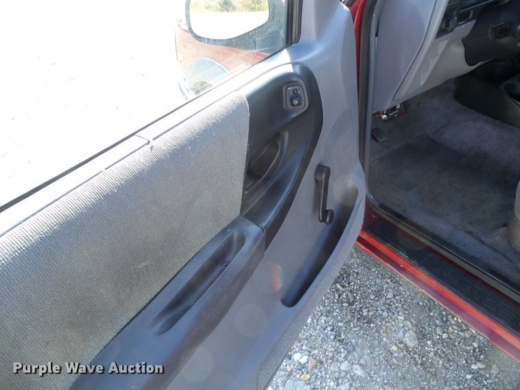 image for item DI0721 1993 Ford Ranger SuperCab pickup truck