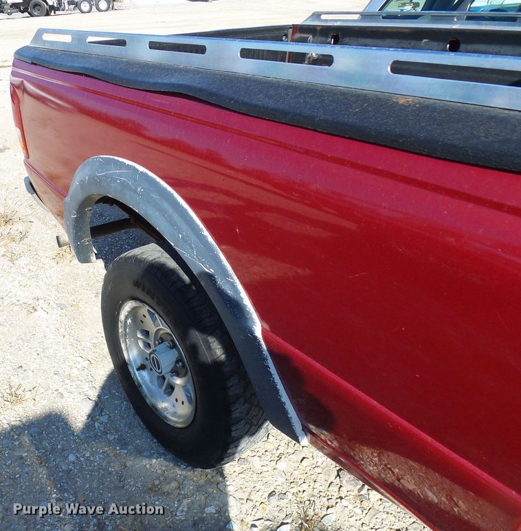 image for item DI0721 1993 Ford Ranger SuperCab pickup truck