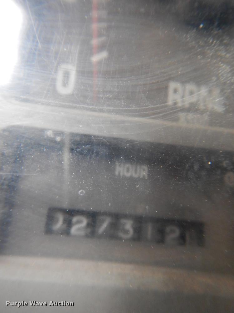 image for item DI2378 1993 International 4900 refuse truck