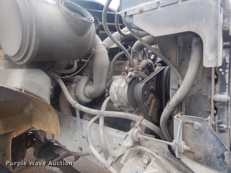 image for item DI2378 1993 International 4900 refuse truck