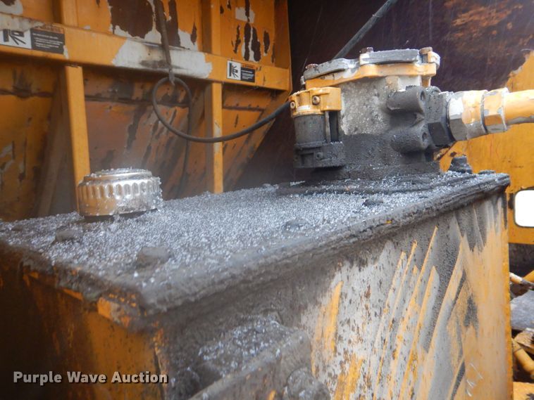 image for item DI2379 1996 International 2554 refuse truck