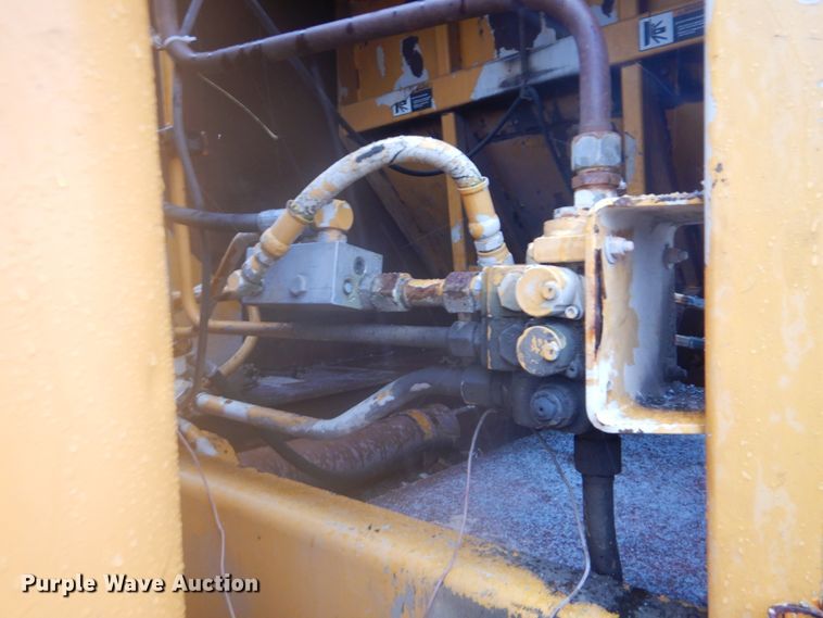 image for item DI2379 1996 International 2554 refuse truck