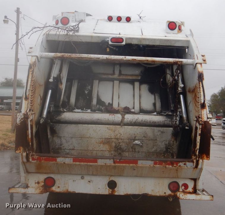 image for item DI2380 1990 Ford 8000 refuse truck