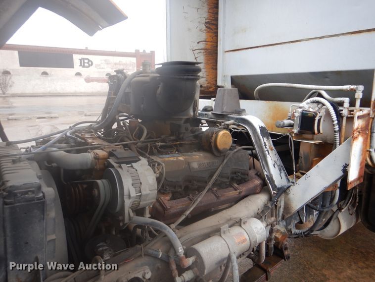 image for item DI2380 1990 Ford 8000 refuse truck