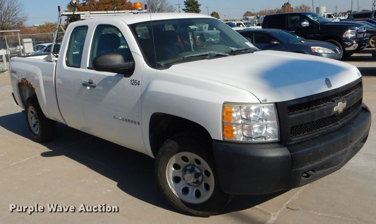 image for item DI2588 2007 Chevrolet Silverado 1500 Ext. Cab pickup truck