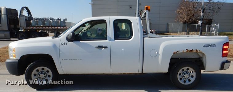 image for item DI2588 2007 Chevrolet Silverado 1500 Ext. Cab pickup truck