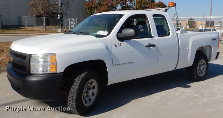 image for item DI2589 2007 Chevrolet Silverado 1500 Ext. Cab pickup truck