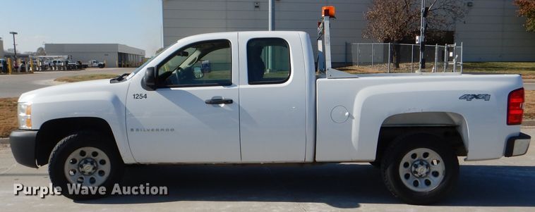 image for item DI2589 2007 Chevrolet Silverado 1500 Ext. Cab pickup truck