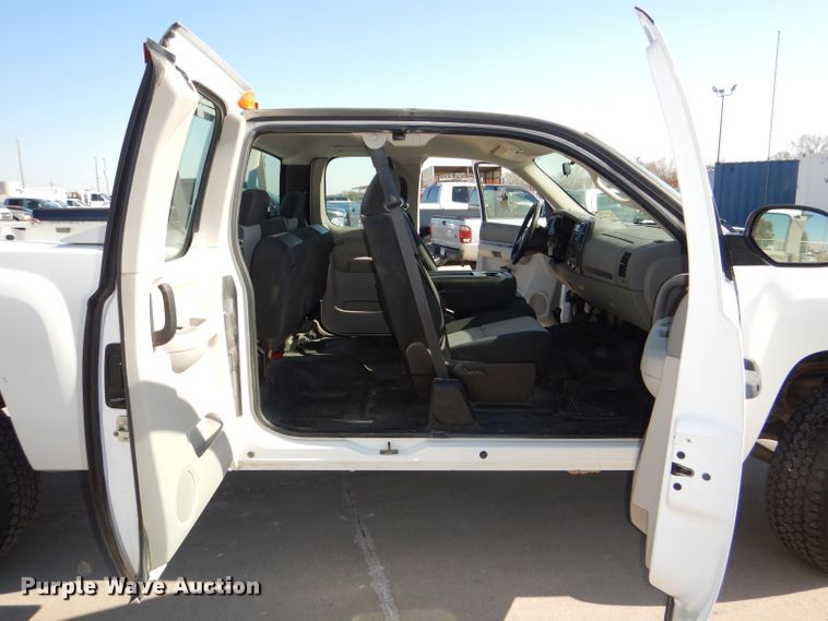 image for item DI2589 2007 Chevrolet Silverado 1500 Ext. Cab pickup truck