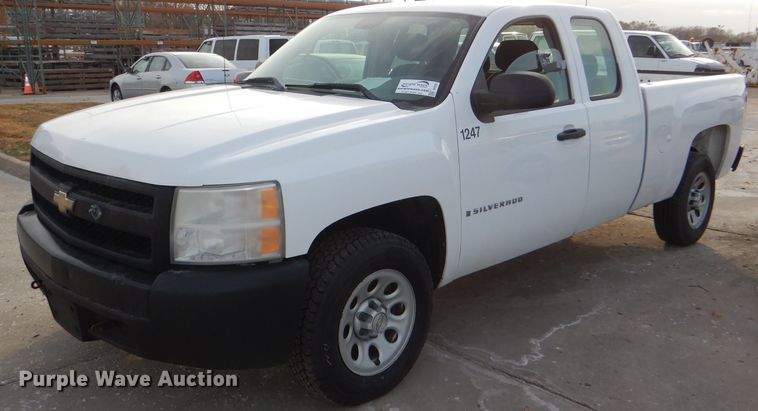 image for item DI2592 2007 Chevrolet Silverado 1500 Ext. Cab pickup truck