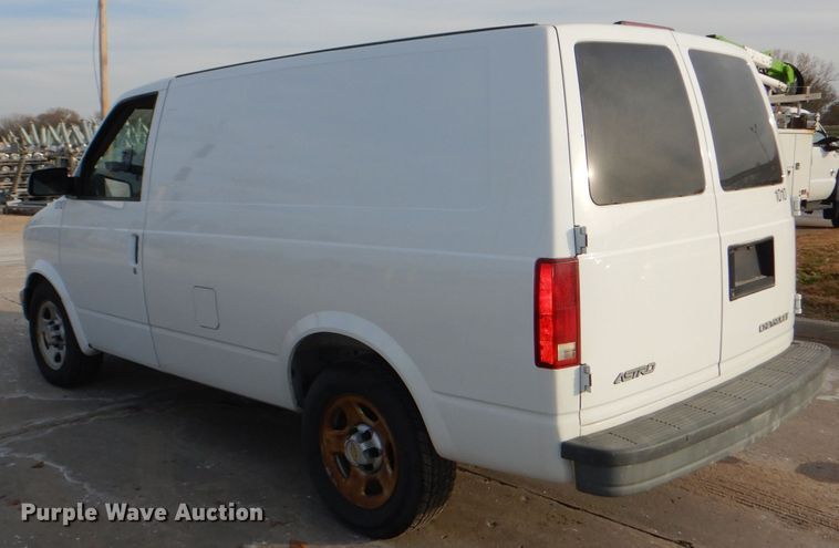 image for item DI2593 2005 Chevrolet Astro van