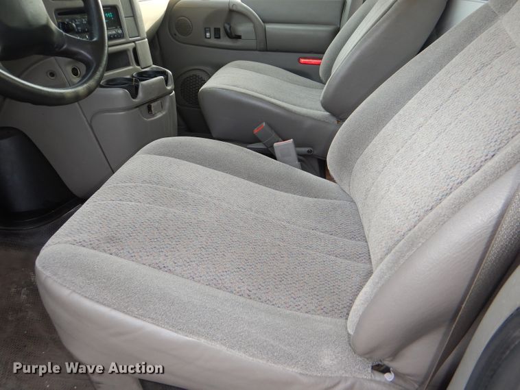 image for item DI2593 2005 Chevrolet Astro van