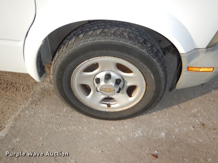 image for item DI2593 2005 Chevrolet Astro van