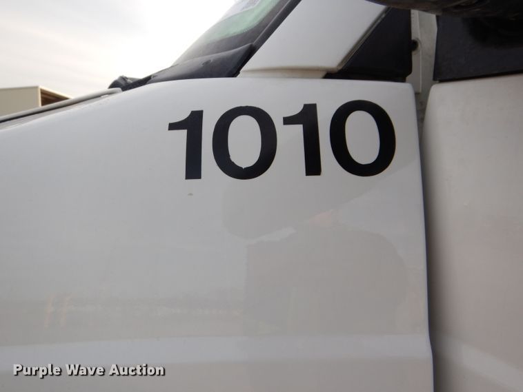 image for item DI2593 2005 Chevrolet Astro van